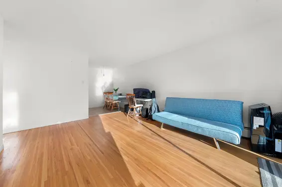 3 135 West 21st Street, North Vancouver For Sale - image 4