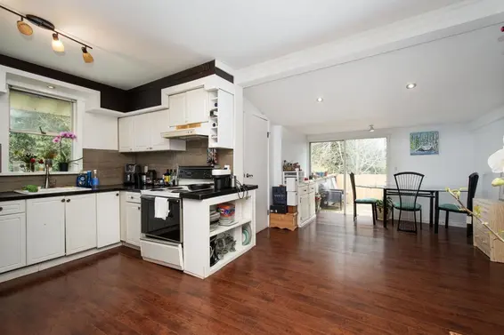 341 West 19th Street, North Vancouver For Sale - image 2