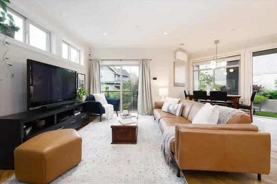 640 West 15th Street, North Vancouver For Sale - image 2