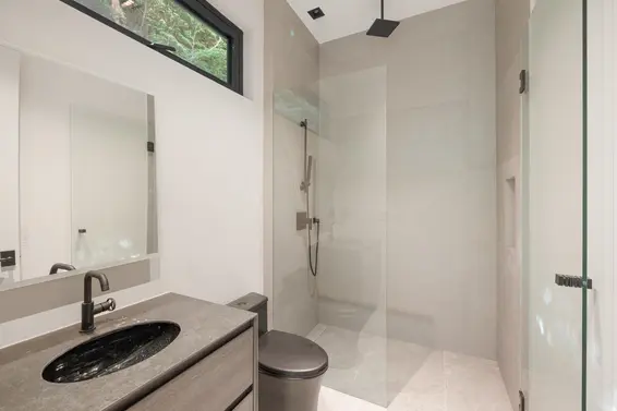 2484 Ottawa Avenue, West Vancouver For Sale - image 36