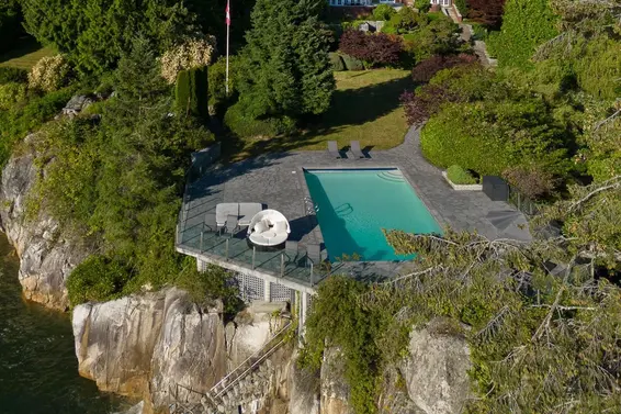 5240 Marine Drive, West Vancouver For Sale - image 32