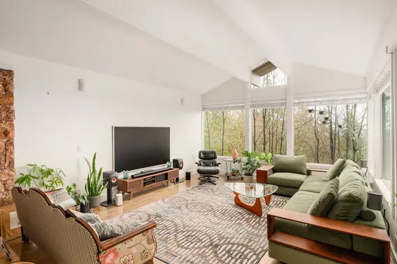 1448 Sandhurst Place, West Vancouver For Sale - image 13