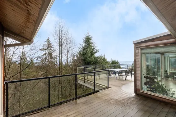 1448 Sandhurst Place, West Vancouver For Sale - image 6