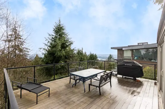 1448 Sandhurst Place, West Vancouver For Sale - image 7