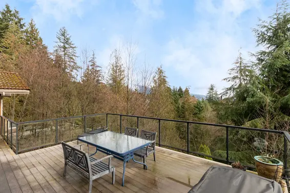 1448 Sandhurst Place, West Vancouver For Sale - image 8