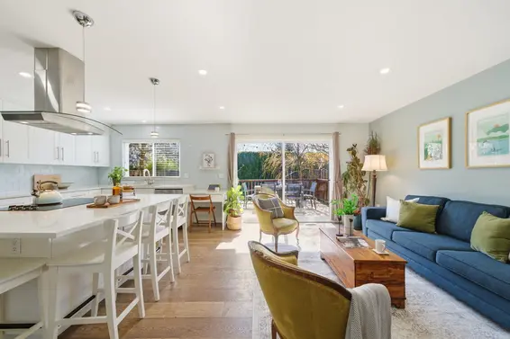 931 Old Lillooet Road, North Vancouver