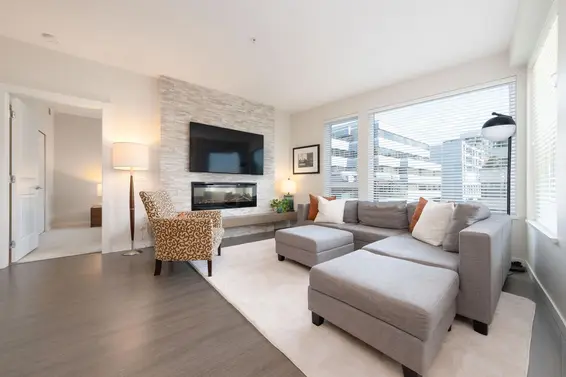 223 255 West 1st Street, North Vancouver For Sale - image 2