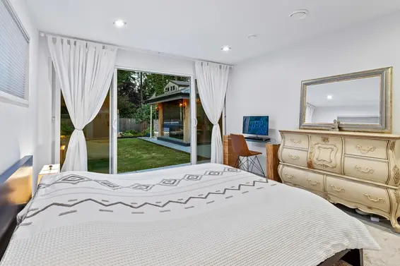 2420 Edgemont Boulevard, North Vancouver For Sale - image 20