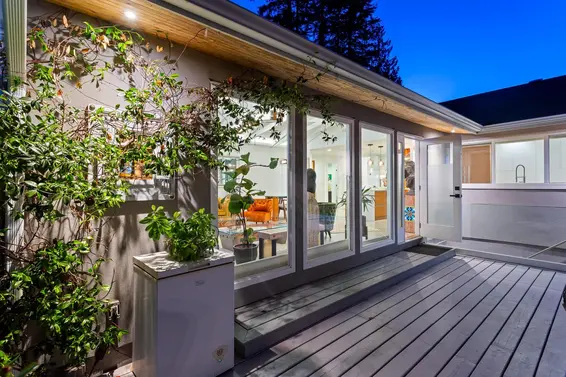 2420 Edgemont Boulevard, North Vancouver For Sale - image 25