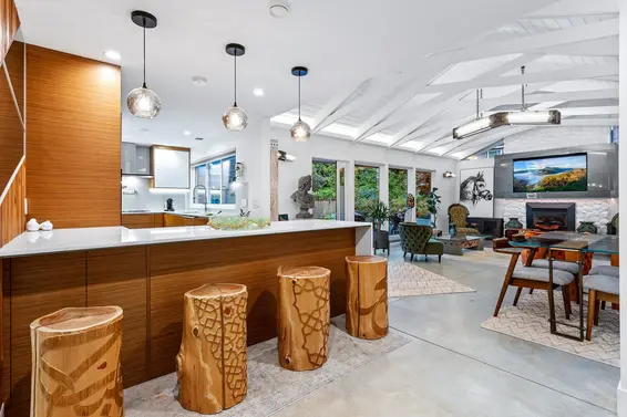 2420 Edgemont Boulevard, North Vancouver For Sale - image 5