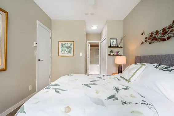 202 135 West 2nd Street, North Vancouver For Sale - image 11