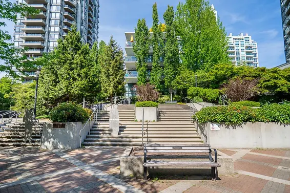 202 135 West 2nd Street, North Vancouver For Sale - image 27