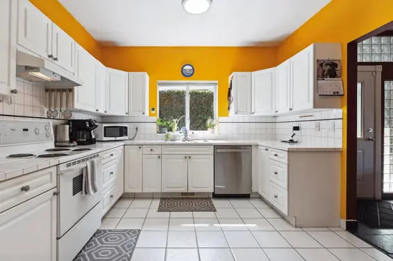 1541 Mahon Avenue, North Vancouver For Sale - image 11