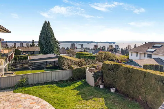 1405 20th Street, West Vancouver For Sale - image 29