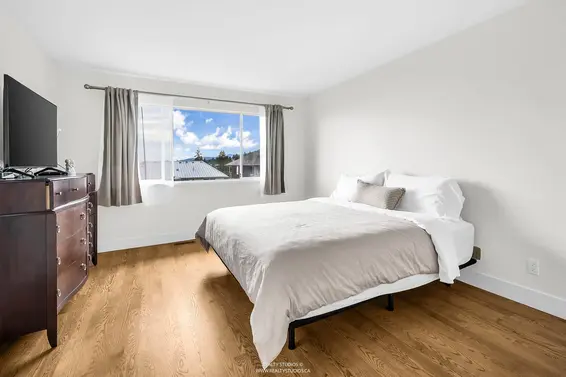 1405 20th Street, West Vancouver For Sale - image 9