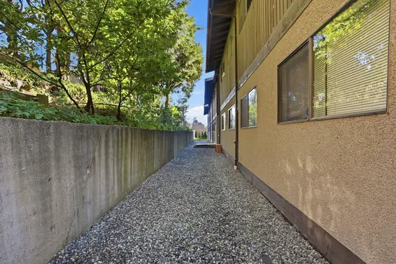 1021 Old Lillooet Road, North Vancouver For Sale - image 28