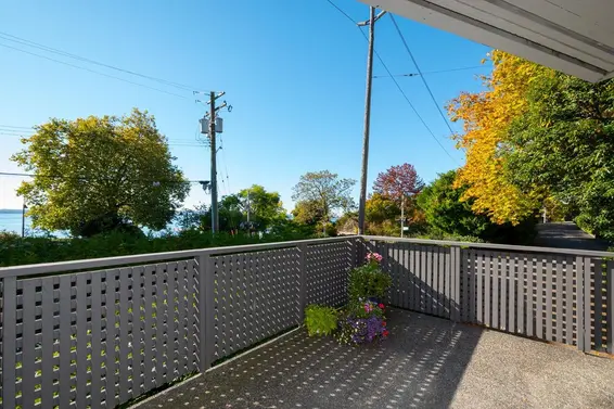 1896 Bellevue Avenue, West Vancouver For Sale - image 10