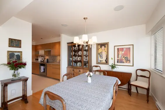 1896 Bellevue Avenue, West Vancouver For Sale - image 13