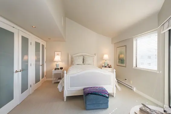 1896 Bellevue Avenue, West Vancouver For Sale - image 21
