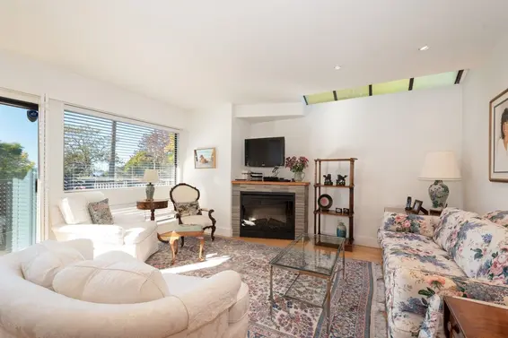 1896 Bellevue Avenue, West Vancouver For Sale - image 5