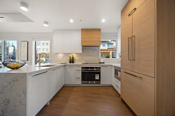 3114 Woodbine Drive, North Vancouver For Sale - image 10