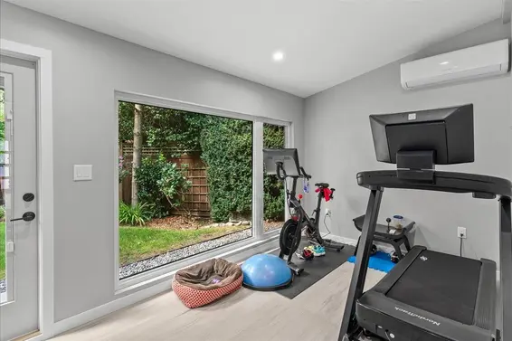5664 Marine Drive, West Vancouver For Sale - image 30