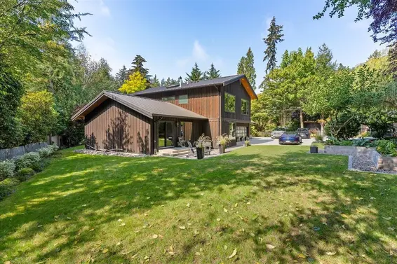 5664 Marine Drive, West Vancouver For Sale - image 39