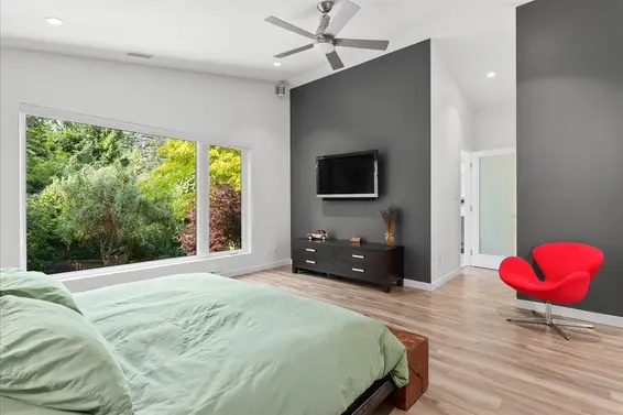 5664 Marine Drive, West Vancouver For Sale - image 5