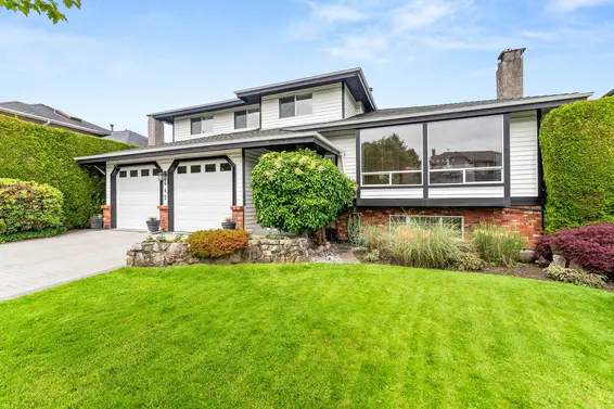 642 26th Crescent, North Vancouver