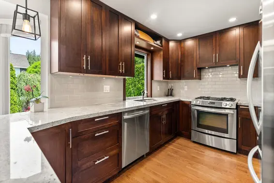 642 26th Crescent, North Vancouver For Sale - image 13
