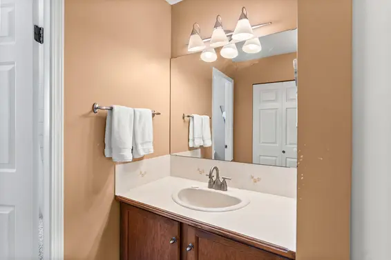642 26th Crescent, North Vancouver For Sale - image 19