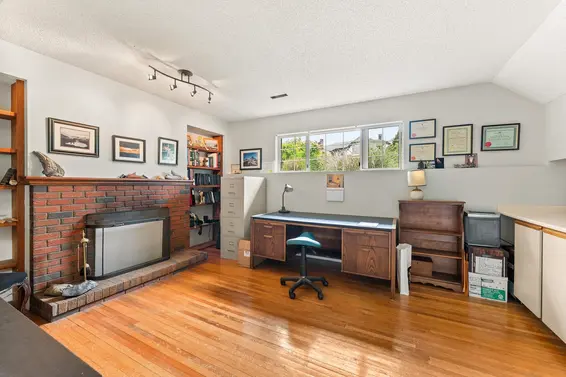 642 26th Crescent, North Vancouver For Sale - image 27