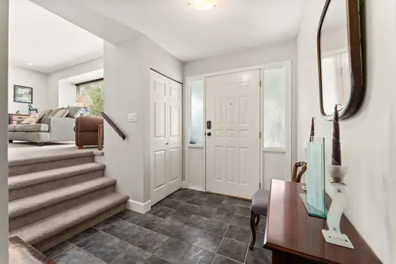 642 26th Crescent, North Vancouver For Sale - image 6