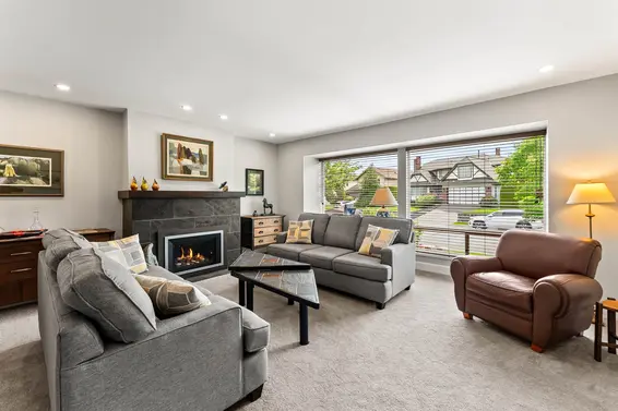 642 26th Crescent, North Vancouver For Sale - image 7