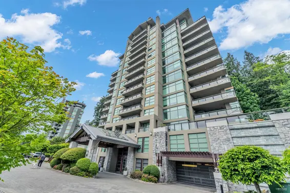 401 3315 Cypress Place, West Vancouver For Sale - image 1
