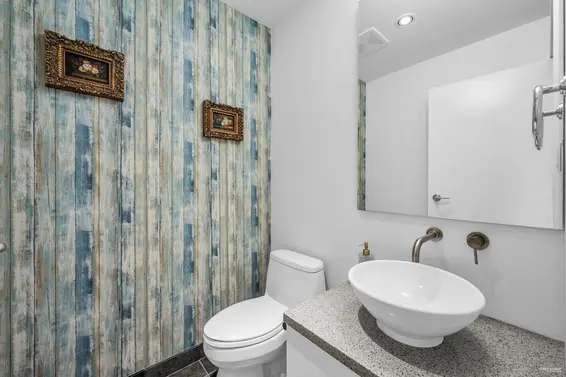 401 3315 Cypress Place, West Vancouver For Sale - image 27