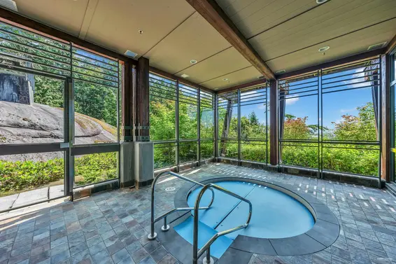 401 3315 Cypress Place, West Vancouver For Sale - image 34