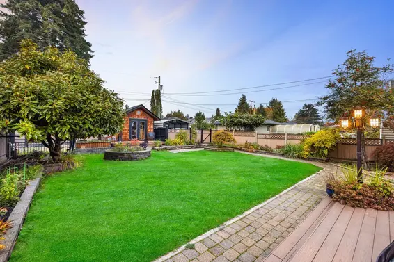 402 East 13th Street, North Vancouver For Sale - image 6