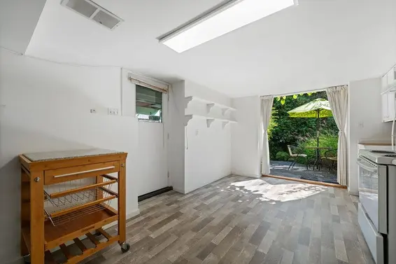 1376 11th Street, West Vancouver For Sale - image 21