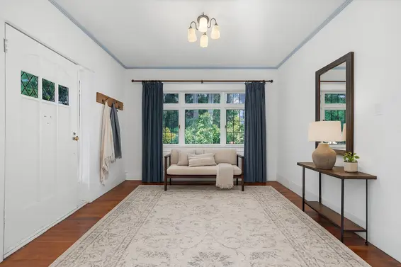 1376 11th Street, West Vancouver For Sale - image 3