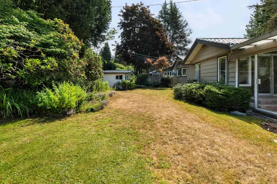 668 Westhyde Place, North Vancouver For Sale - image 30