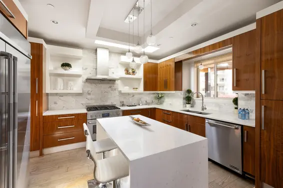 1450 Fulton Avenue, West Vancouver For Sale - image 4