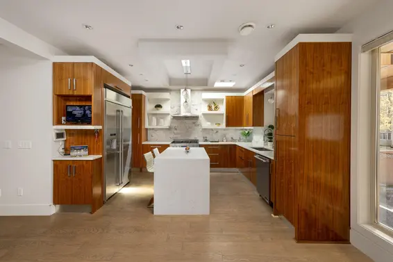 1450 Fulton Avenue, West Vancouver For Sale - image 5