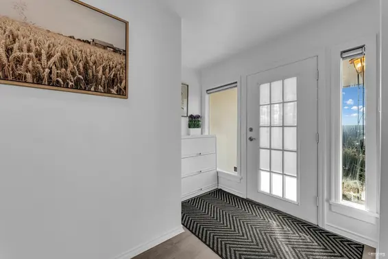 1475 Kings Avenue, West Vancouver For Sale - image 3