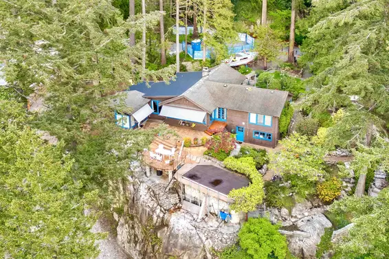 5056 The Byway, West Vancouver For Sale - image 2