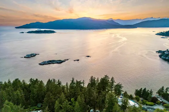 5056 The Byway, West Vancouver For Sale - image 21