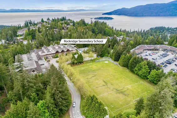 5056 The Byway, West Vancouver For Sale - image 32