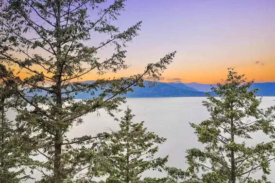 5056 The Byway, West Vancouver For Sale - image 35