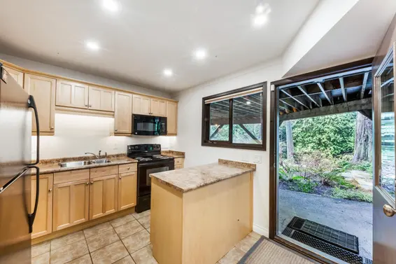 1755 Edgewater Lane, North Vancouver For Sale - image 34