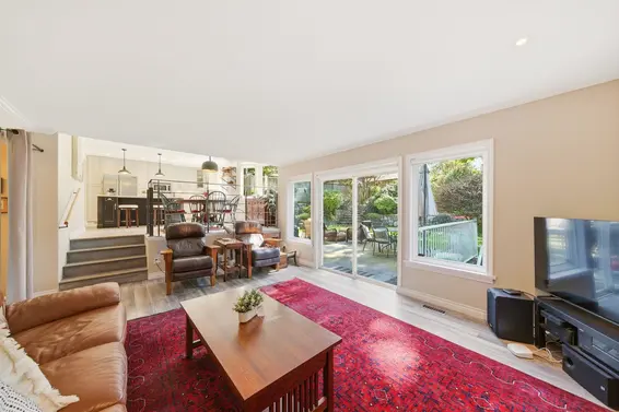 4575 Cliffmont Road, North Vancouver For Sale - image 10